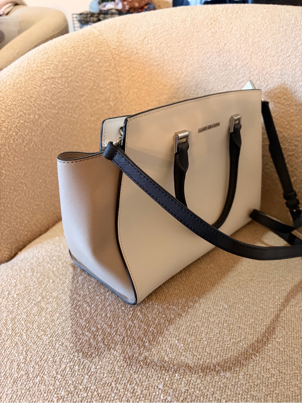 Michael Kors Cream and Black Saffiano Satchel with Crossbody Strap - Picture 2 of 5
